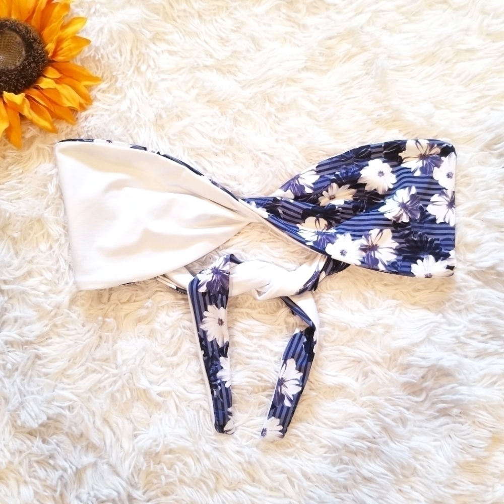 ONIA Allegra Reversible Bikini Top White Floral L